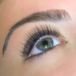 lash lift tint closeup